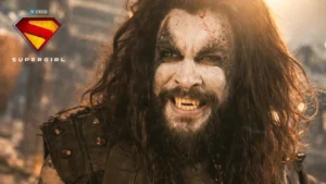 Primer plano nítido de Jason Momoa caracterizado como Lobo en el nuevo teaser de Supergirl